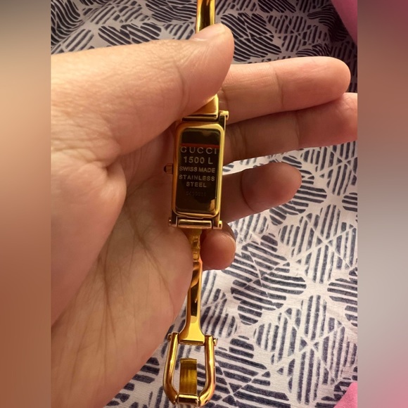 Preloved Authentic Gucci Watch - Picture 6 of 6